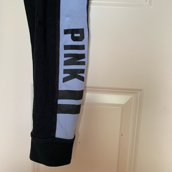 super soft vs pink leggings - Picture 2 of 3